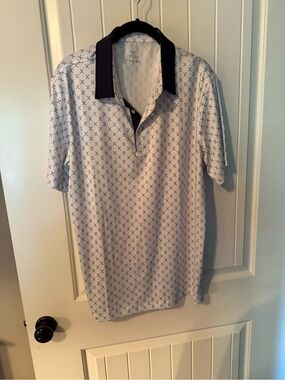 White Short-Sleeve Polo with Navy Cross Pattern and Navy Collar